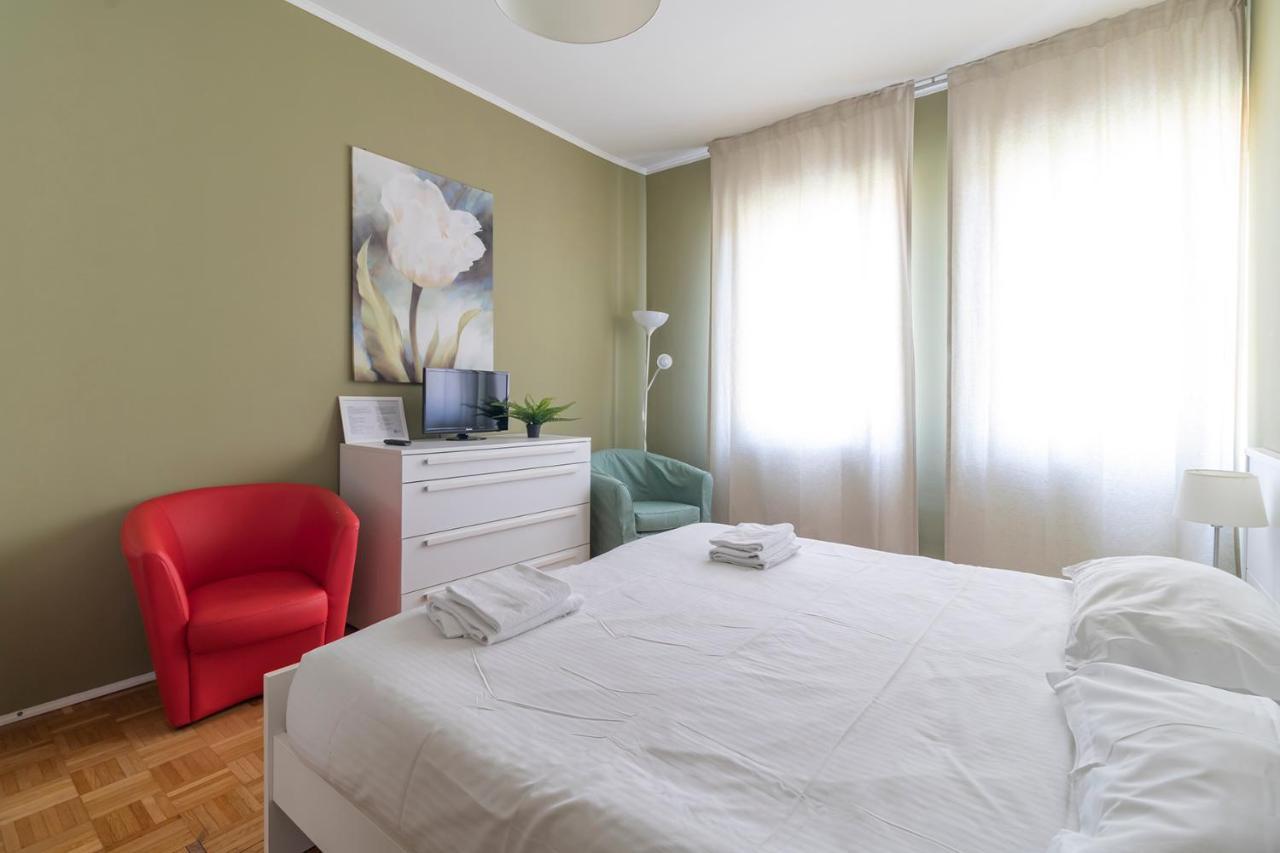 Altido Trendy Flat With Balcony, Easy Access To Milan Centre Lägenhet Exteriör bild